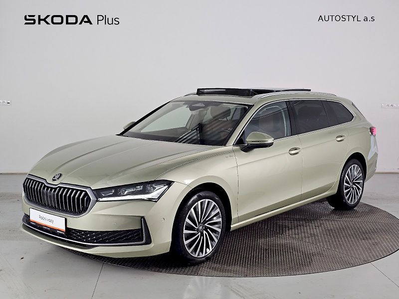 Škoda Superb (2025) Combi 2.0TDI 142kW 4X4 Laurin - fotografie inzerátu