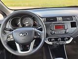 Kia Rio 1.3 PĚKNÝ STAV 1. MAJITEL - náhled 20