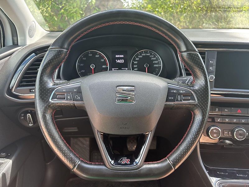 Seat Leon (2019) 1.5 TSI FR - fotka 18 z 27