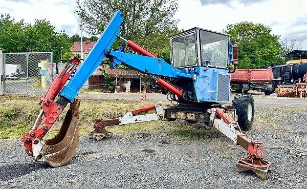 Menzi Muck (1985) 5000 T1.5 bagr kráčející 5.9t  - fotka 1 z 10