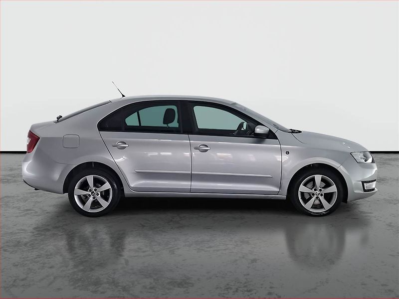 Škoda Rapid (2013) Elegance 1.6 TDI, Serv.kniha - fotka 6 z 15