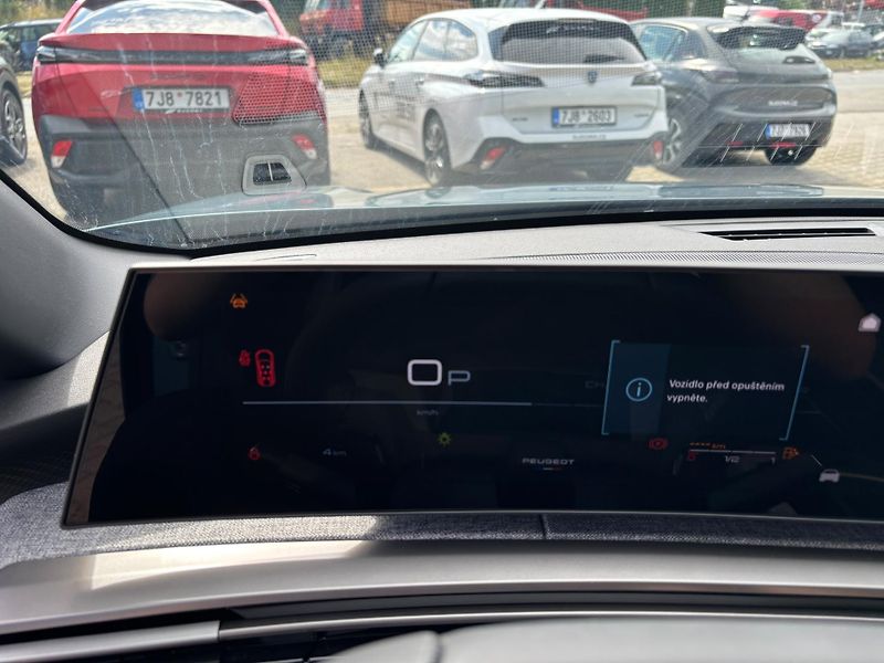 Peugeot 5008 (2026) BUSINESS Hybrid 145 e-DCS6     - fotka 14 z 25