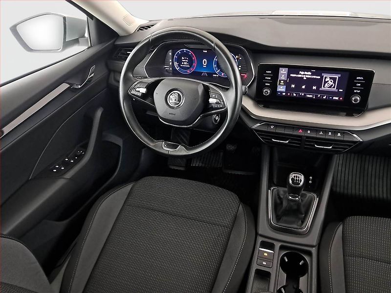Škoda Octavia (2022) Ambition 2.0 TDI, ČR,1.maj - fotka 7 z 24