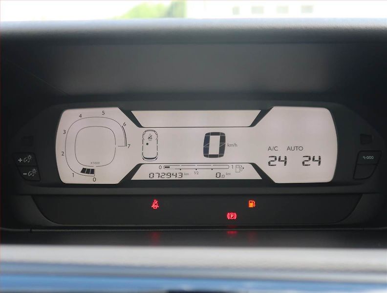 Citroën C4 Picasso (2017) 1.2 PureTech, Serv.kniha - fotka 11 z 15