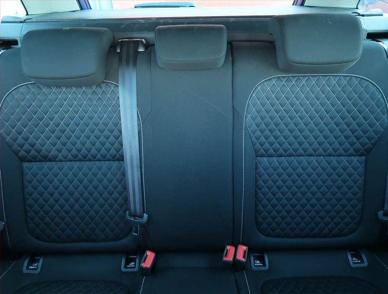 Škoda Fabia (2015) Style 1.4 TDI, Tempomat - fotka 10 z 17