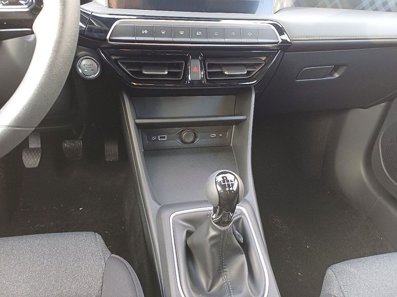 MG MG3 ELEGANCE 1,5l 85 kW - fotka 11 z 25
