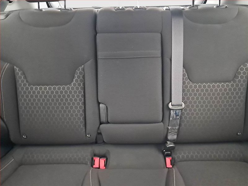 Jeep Compass (2018) 1.4 MultiAir, Tempomat - fotka 10 z 17