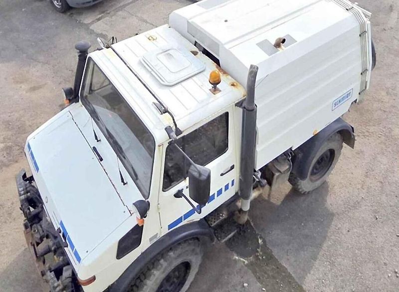 Mercedes-Benz Unimog U 1400.
