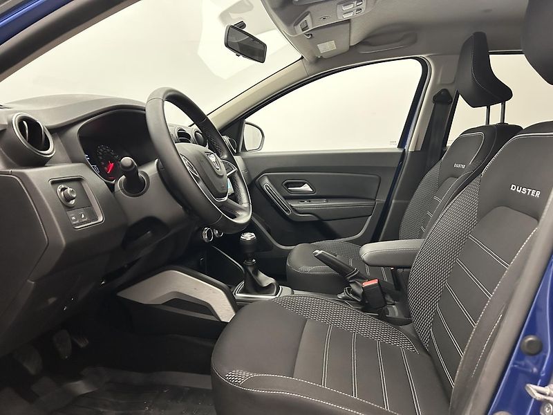 Dacia Duster 1.0 TCe Comfort - fotka 15 z 22