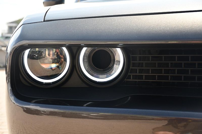 Dodge Challenger 5.7 V8 HEMI - fotka 40 z 41