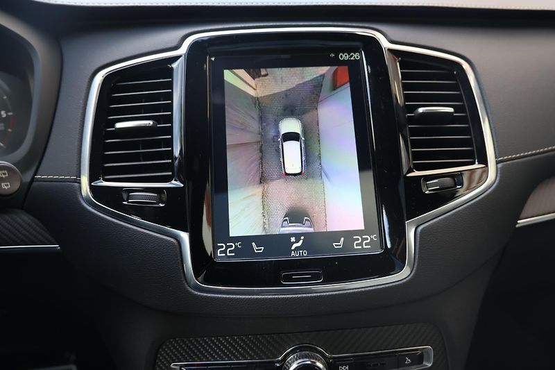 Volvo XC90 (2020) B5 AWD R-Design - fotka 16 z 26