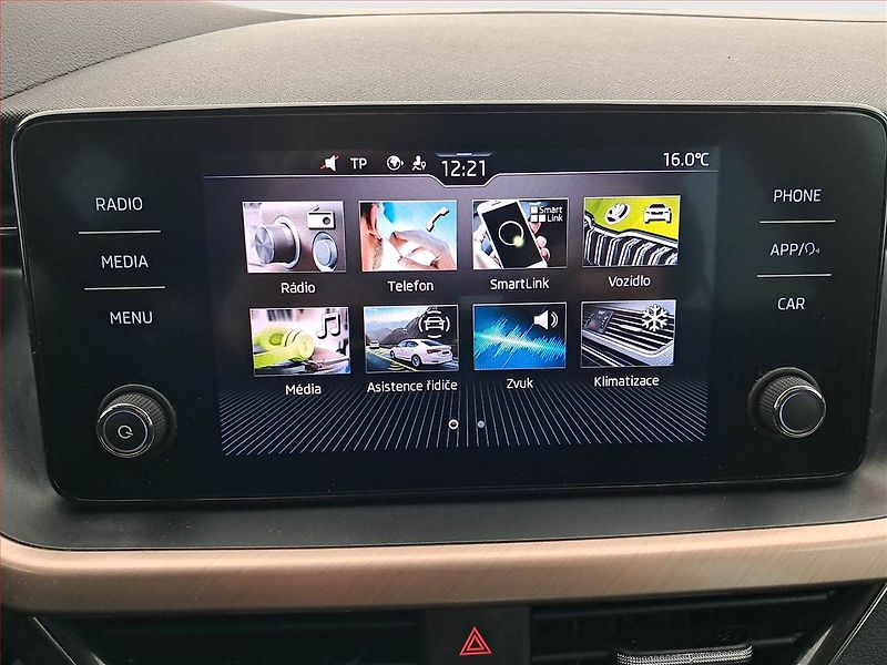 Škoda Scala (2019) Style 1.5 TSI, Automat - fotka 16 z 18