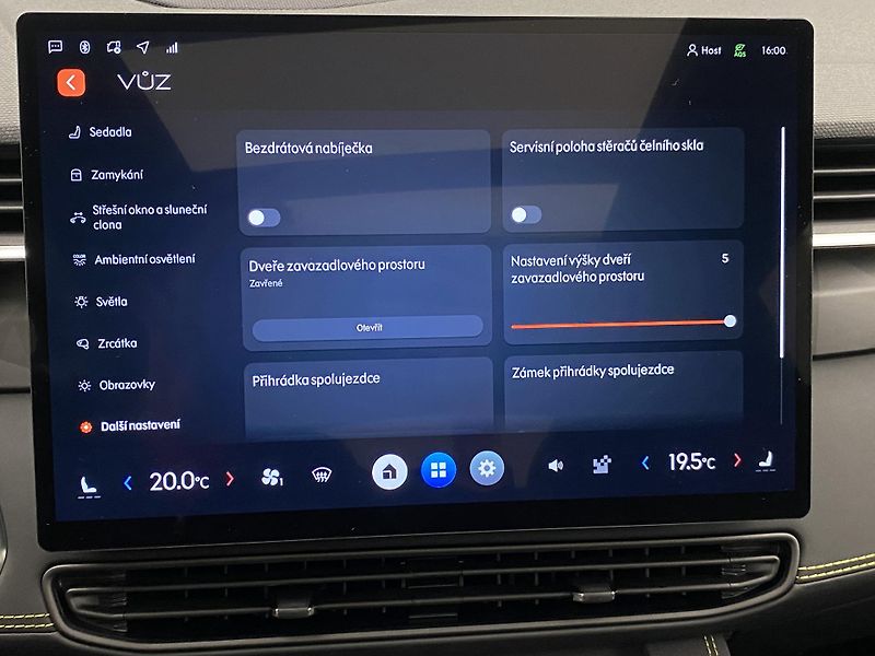 Lynk & Co 01 (2025) 01 MORE PHEV - fotka 41 z 50