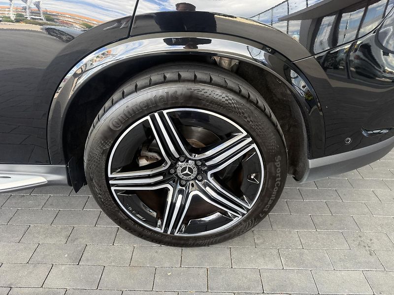 Mercedes-Benz GLC (2022) GLC 220d 4MATIC - fotka 29 z 50