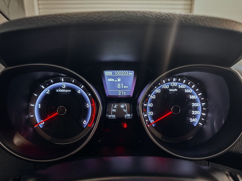Hyundai i30 1.6CRDi 81kW - fotka 16 z 27