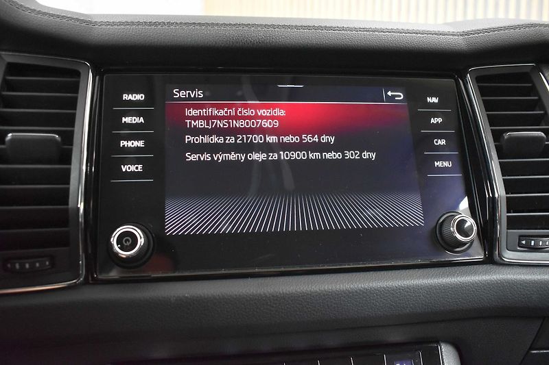 Škoda Kodiaq 2.0 TDI DSG*4X4*7.MÍST*ACC*DPH - fotka 30 z 46