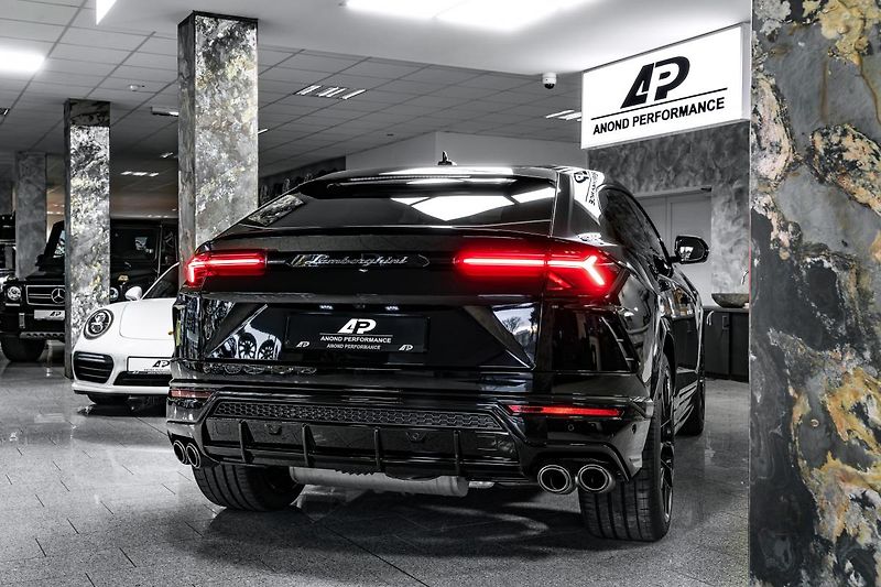 Lamborghini Urus B&O/23