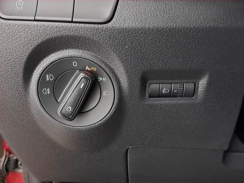 Škoda Fabia (2015) Ambition 1.2 TSI, Automat - fotka 19 z 19