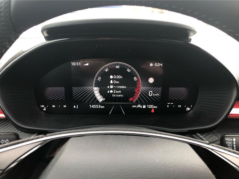 Škoda Fabia 1.0 TSi Monte Carlo - fotka 16 z 29