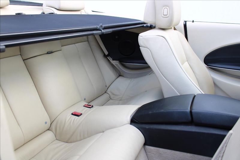 BMW Řada 6 635d / 210 kW / Cabrio - fotka 34 z 45