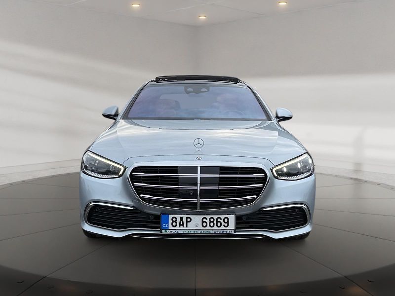 Mercedes-Benz Třídy S (2021) L 4MATIC 500 320kW CZ DPH - fotka 2 z 28