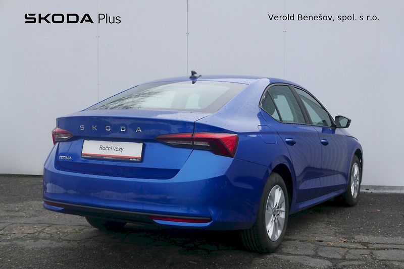 Škoda Octavia (2024) 1.5 TSI 110kW M6° Selection - fotka 2 z 35