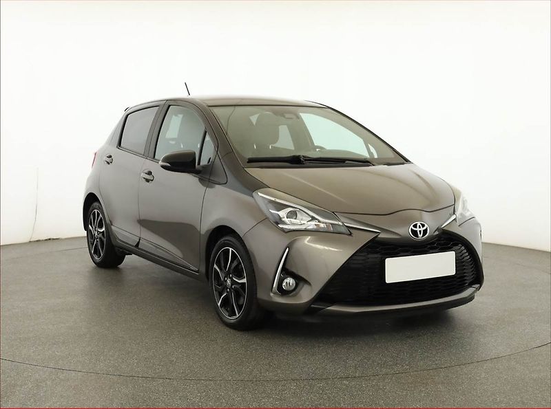 Toyota Yaris (2017) 1.5 Dual VVT-i, Automat, ČR - fotografie inzerátu