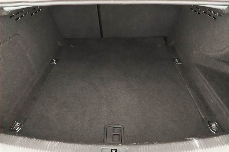 Audi A4 (2012) 2.0 TDI, Serv.kniha, Xenony - fotka 12 z 13