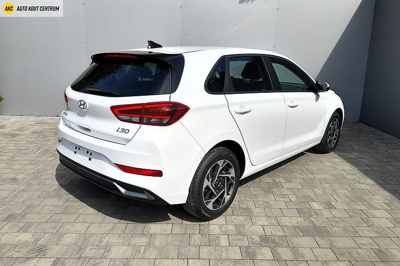Hyundai i30 (2025) 26 HB 1,0 T-GDI MT GO CZECH - fotka 9 z 10