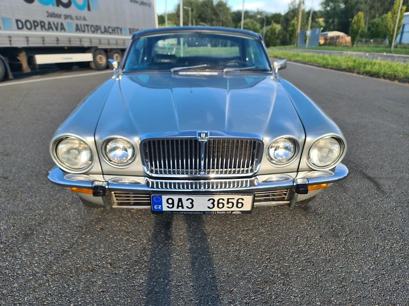 Jaguar XJ6 (1975)  4.2 C (Coupé) SERIE II AUTOMA - fotka 4 z 53