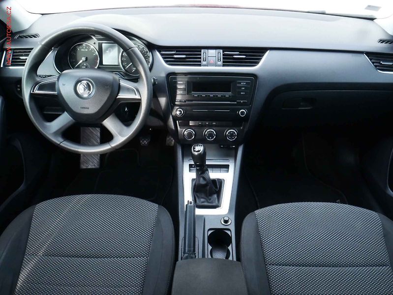 Škoda Octavia (2013) 1.2 TSi, Ambition, +kola - fotka 7 z 18
