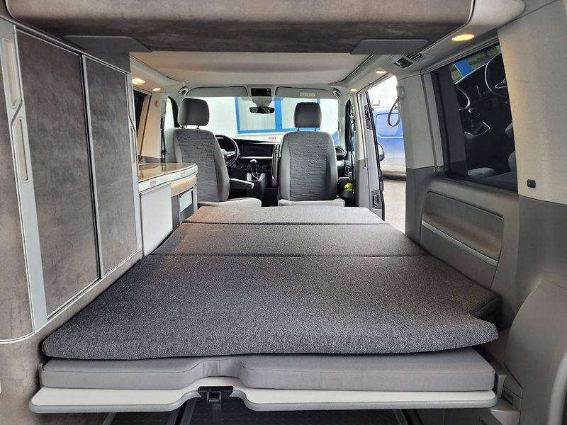 Volkswagen Ostatní California Ocean 2.0 TDI DSG A - fotka 31 z 95