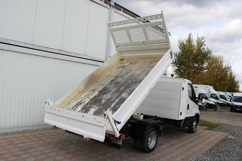 Iveco Daily 35C140 2,3 Sklápěč + klima - fotka 4 z 27
