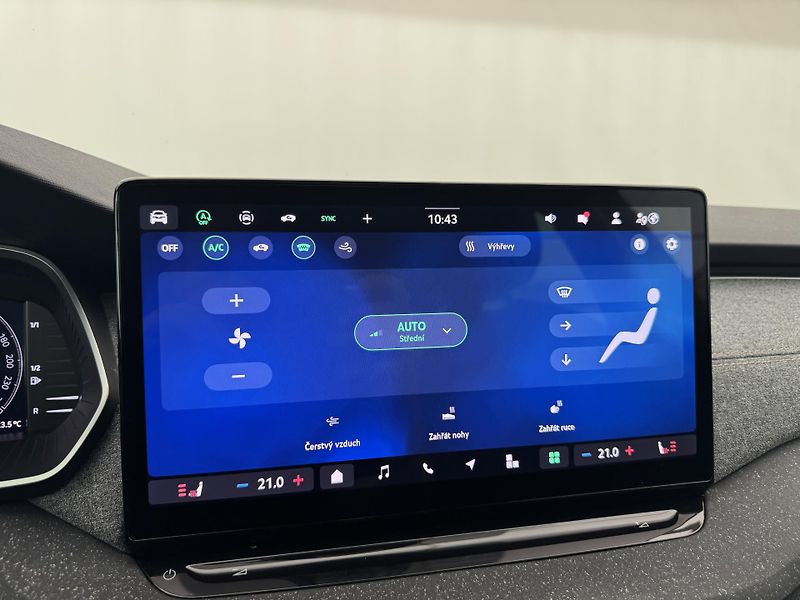 Škoda Octavia 1.5eTsi*110kw*CZ*1-MAJ*DPH* - fotka 37 z 41