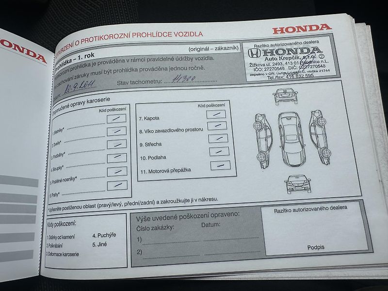 Honda Jazz (2010) 1.4 i-VTEC (73 kW) - fotka 27 z 31