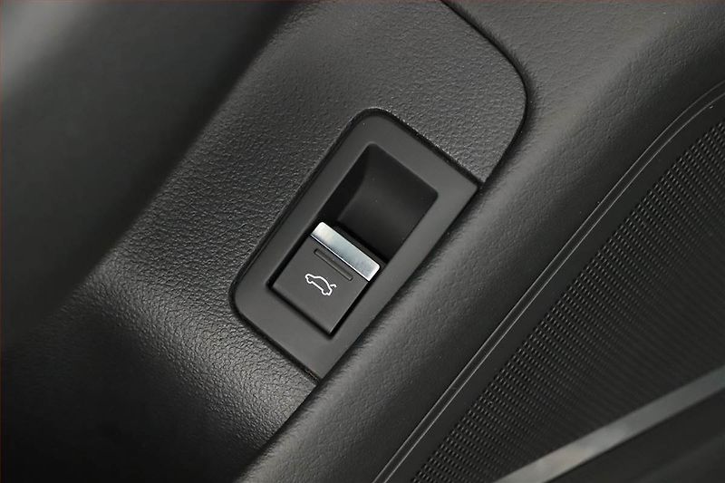 Audi A6 (2020) 50 TDI - fotka 24 z 28