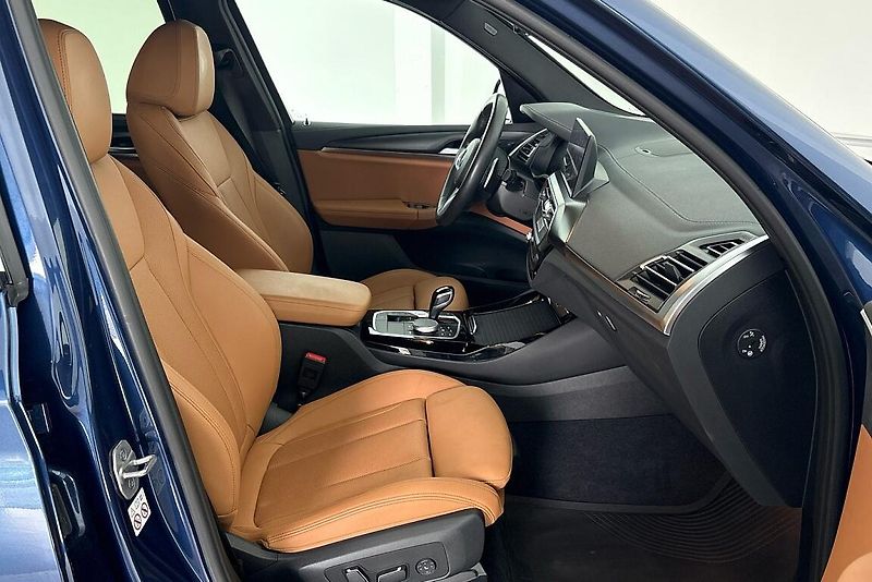 BMW X3 xDrive30d - fotka 11 z 26