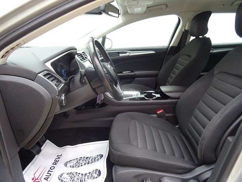 Ford Mondeo (2015) 1.6TDCi,85kW,e.serv.k,navi - fotka 11 z 24