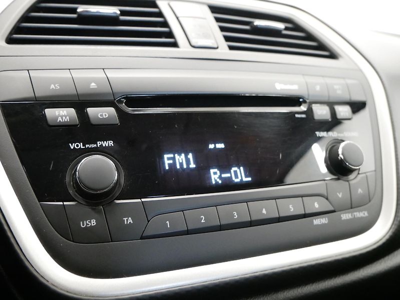 Suzuki SX4 - fotka 18 z 24