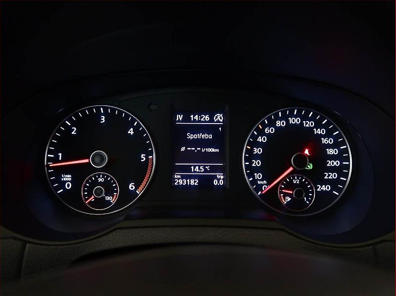Seat Alhambra (2015) 2.0 TDI, Automat, 7 míst - fotka 11 z 19
