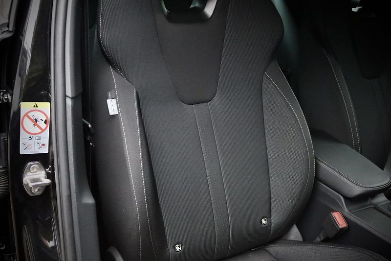Škoda Octavia 4 Combi 1.5 TSI 110 kW - fotka 16 z 49