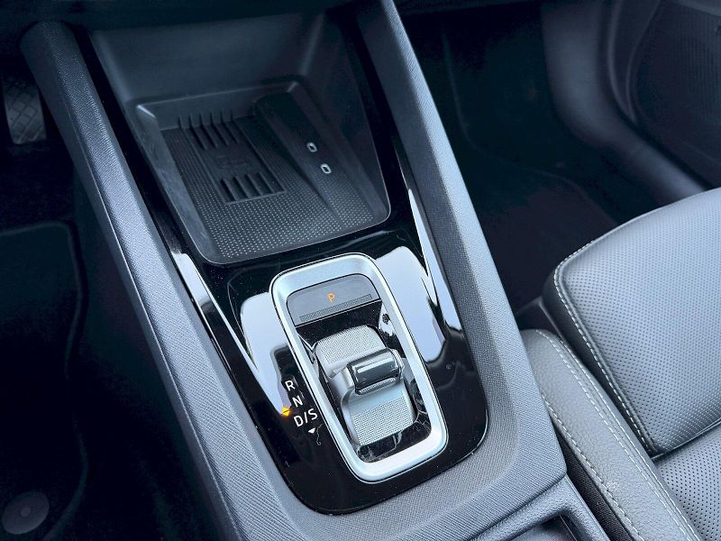 Škoda Octavia (2025) 1.5 TSI 110kW DSG Exclusive Se - fotka 29 z 35
