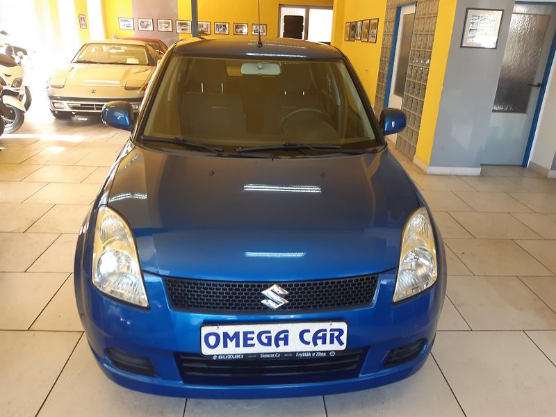 Suzuki Swift 1.3 i KLIMA ZADÁNO ! - fotka 2 z 20