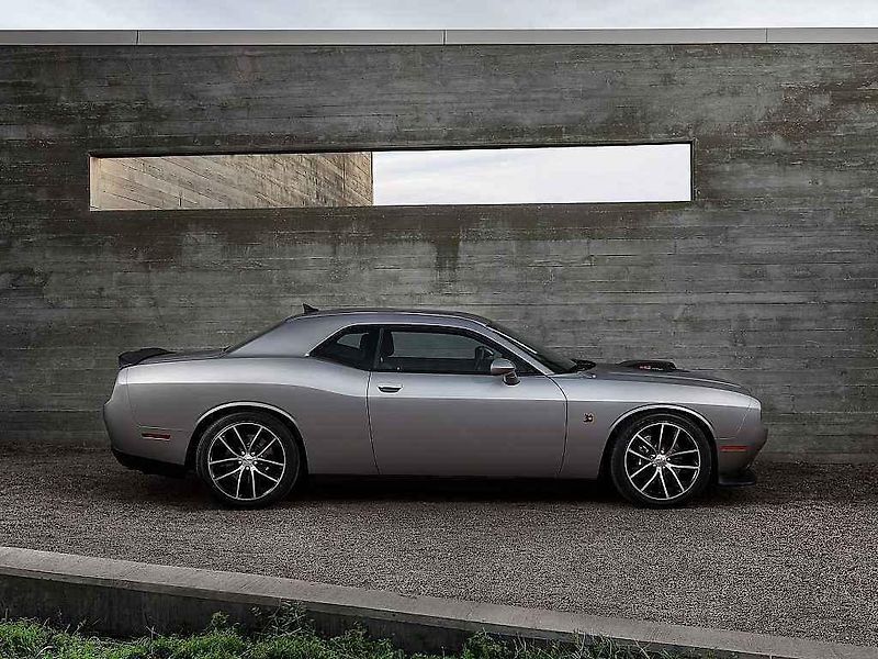 Dodge Challenger.