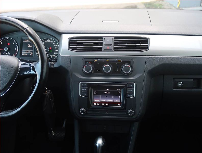 Volkswagen Caddy (2016) 2.0 TDI, 5Míst - fotka 12 z 24