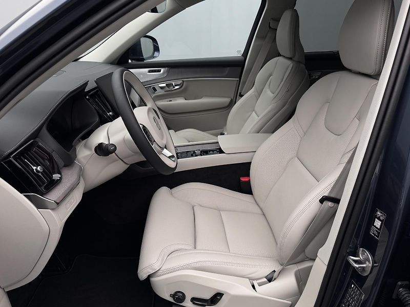 Volvo XC90 (2026) T8 AWD RECHARGE BRIGHT PLUS 7m - fotka 3 z 29