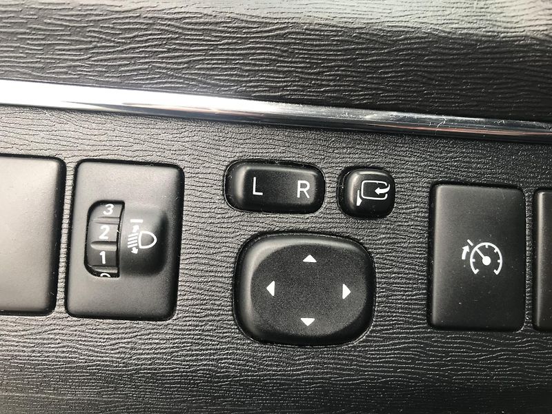 Toyota Avensis 1.8 í 108 KW,KOMBI,KLIMA... - fotka 17 z 18