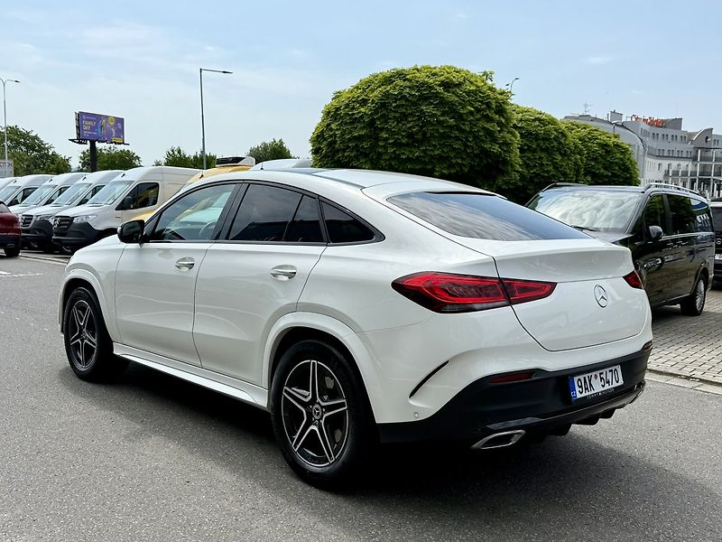 Mercedes-Benz GLE (2022) 400 d 4MATIC kupé - fotka 6 z 49