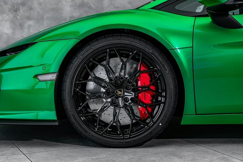 Lamborghini Ostatní (2026) - fotka 2 z 19