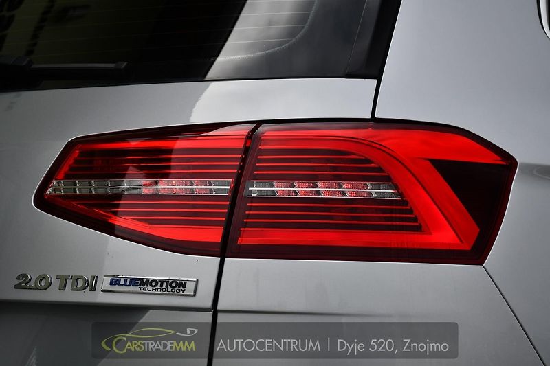 Volkswagen Passat 2,0TDi DSG NAVI 2xKOLA  - fotka 51 z 51